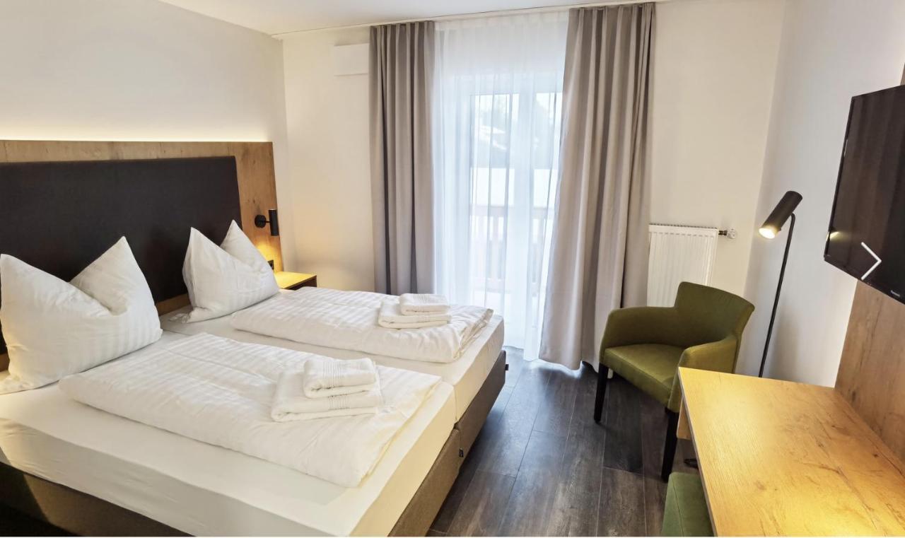 Hotel Waldschloessl Bruckmühl Exteriér fotografie